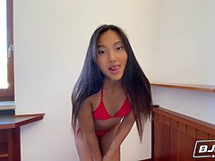 Asiatique, Grosse bite, Sucer une bite, Hd, Pov, Maigrichonne, Thaïlandaise, Nénés