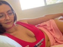 Cum inside pussy, missionary pov, nerdy girl glasses