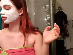 Amateur, Salle de bains, Hd, Masque, Masturbation, Orgasme, Rousse roux, Adolescente