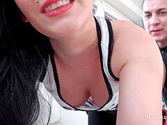 Pik sutte, Brunette, Par, Tjekke, Lille kvinde, Barberet, Teenager