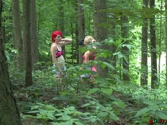 Lesbian outdoor pussy eating fun