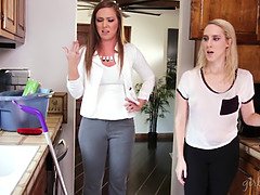 Squirter cleaning girl and the hot house holder - maddy o'reilly, Cadence Lux