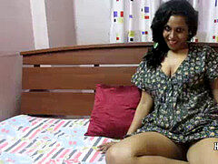 Exhib, Poilue, Indienne, Chatte