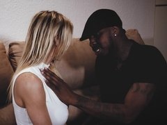 Américain, Gros seins, Blonde, Sucer une bite, En levrette, Hd, Interracial, Mère que j'aimerais baiser