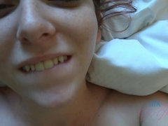 Amateur, Brunette brune, Éjaculation interne, Robe, Petite amie, Pov, Fumer, Nénés