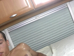 Cul, Homosexuelle, Branlette thaïlandaise, Énorme, Pov, Solo, Adolescente, Vierge