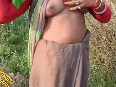 Amateur, Tante, Grosse bite, Indienne, Mature, De plein air, Public