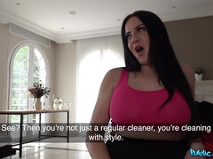 Spanish cleaner Damaris fucks for extra cash