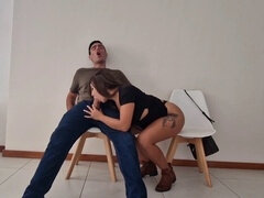 Sensational deepthroat in the waiting room - she eagerly swallows everything!
