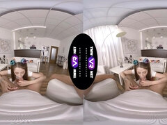 Alita Angel Lollipop And Penis In Gentle Hands VR Porn