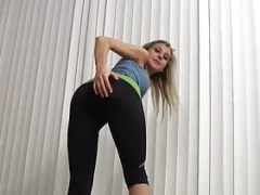 Blow a large load all over my butt in yoga pants, JOI