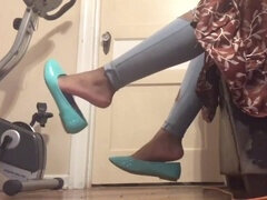 Shoeplay, flats shoeplay, ebony feet