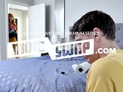 Amerikanisch, Schlafzimmer, Frau, Masturbation, Milf, Pov, Sich ausziehen, Entkleiden